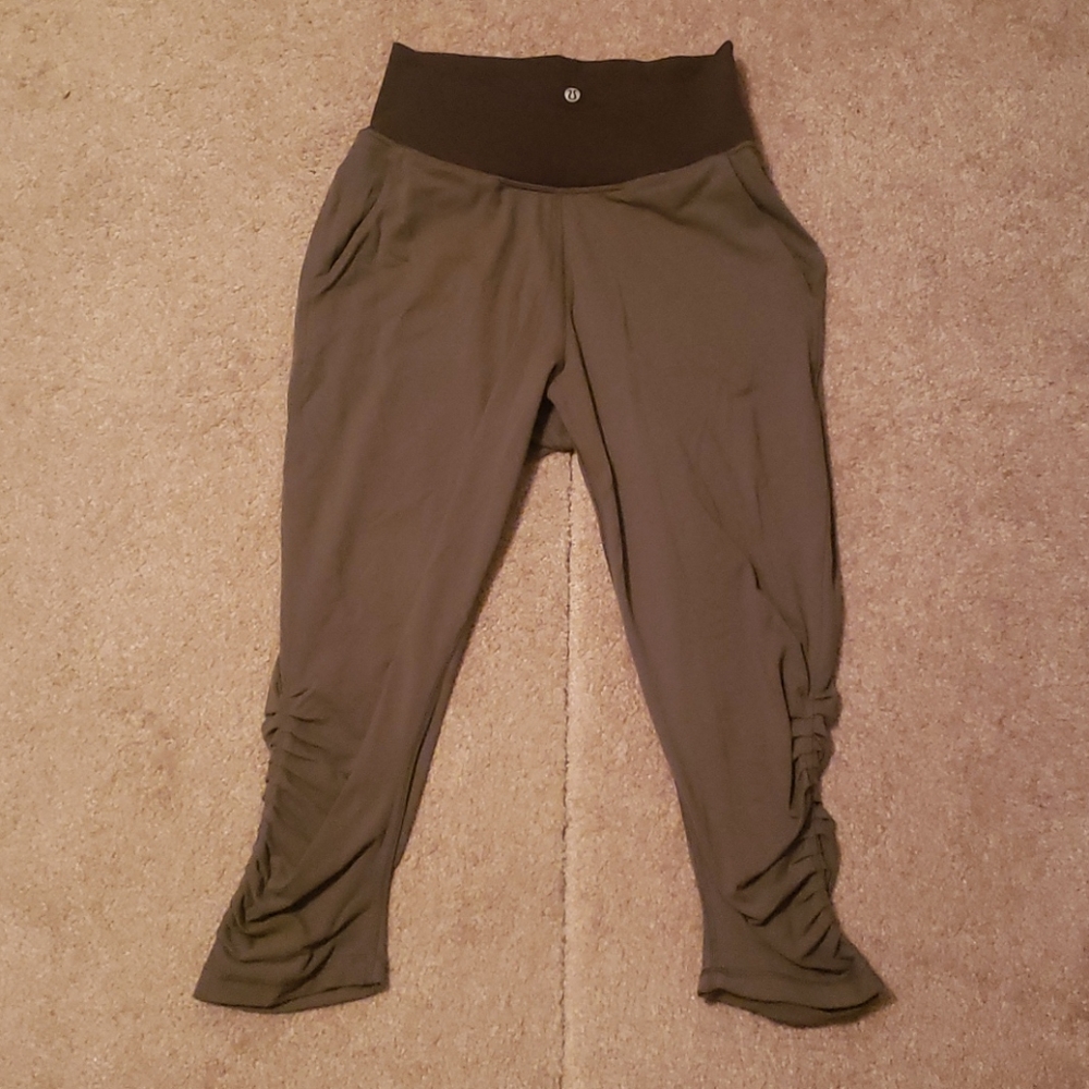 Lululemon Women’s Sunset Salutation Crop